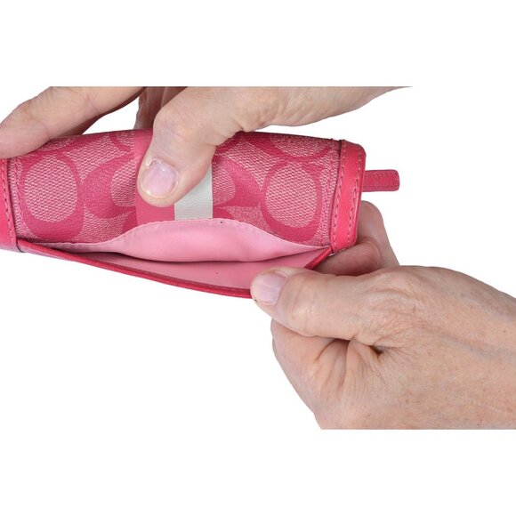 Coach 13196 Magenta Heritage Stripe Signature Wallet! - Picture 4 of 6